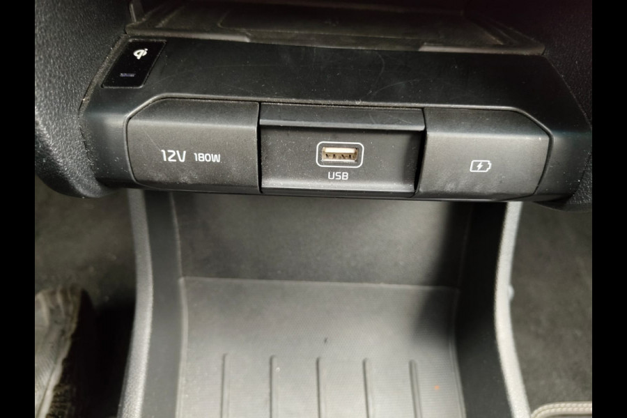 Kia e-Niro Executive 64kWh SOH 100% Leer Elek.Stoel+Memory Warmtepomp Pdc Navi Ecc Camera Apple Carplay Android Auto Stoelverwarming+Koeling Stuurverwarming Lmv Privacy Glas DAB Vess Lane Assist Blind Spot 1e Eigenaar Origineel Nederlandse Auto Zeer compleet!