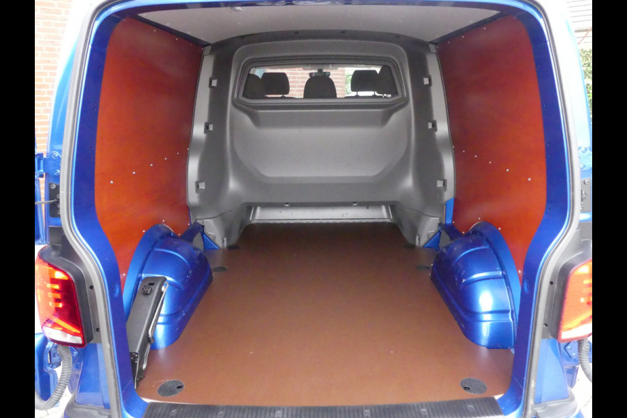 Volkswagen Transporter 2.0 TDI 150PK Bulli Dubbel Cabine LED/Virtual cockpit/Camera