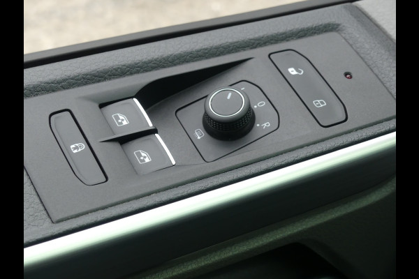 Volkswagen Transporter 2.0 TDI 150PK Bulli Dubbel Cabine LED/Virtual cockpit/Camera