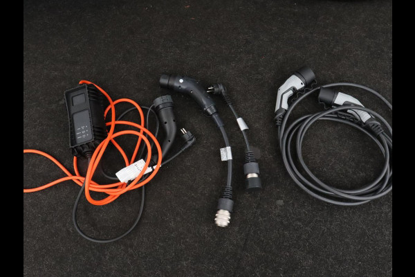 Opel Grandland X 1.6 Turbo Hybrid Ultimate | Stoelventilatie | Leder | 360 Camera | Carplay | Keyless | 19'' | Navigatie | Full LED | Parkeerhulp | Stoelverwarming | PHEV | Plug In