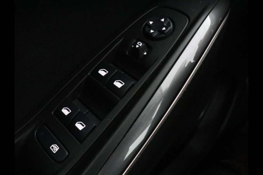 Opel Grandland X 1.6 Turbo Hybrid Ultimate | Stoelventilatie | Leder | 360 Camera | Carplay | Keyless | 19'' | Navigatie | Full LED | Parkeerhulp | Stoelverwarming | PHEV | Plug In