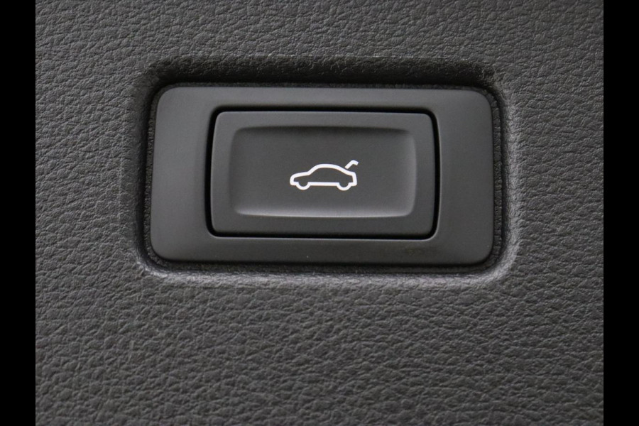 Audi Q5 Sportback 50 TFSIe S edition | Panoramadak | Massage | Sportstoelen | Head-Up | Stoelverwarming | Carplay | Camera | Navigatie | Matrix LED | Virtual Cockpit | PHEV | Plug In