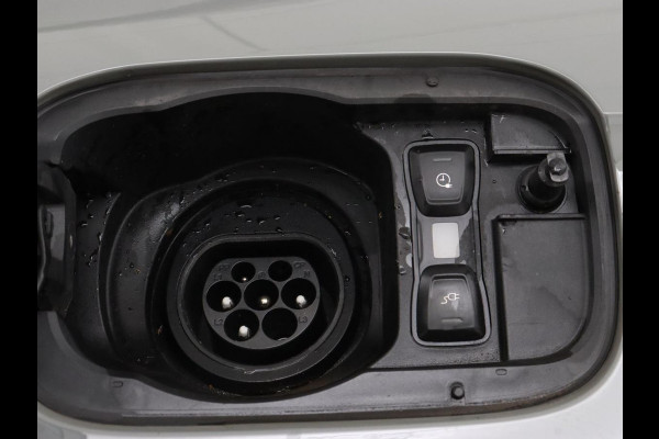 Audi Q5 Sportback 50 TFSIe S edition | Panoramadak | Massage | Sportstoelen | Head-Up | Stoelverwarming | Carplay | Camera | Navigatie | Matrix LED | Virtual Cockpit | PHEV | Plug In