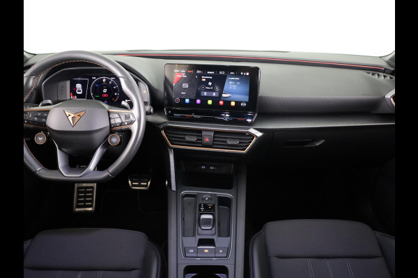 CUPRA Leon 1.4 e-Hybrid VZ Performance 245pk | Panoramadak | Sporstoelen | Navigatie | Verwarmbare voorstoelen | 19 inch Lichtmetalen velgen |