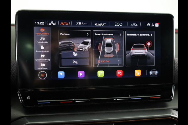 CUPRA Leon 1.4 e-Hybrid VZ Performance 245pk | Panoramadak | Sporstoelen | Navigatie | Verwarmbare voorstoelen | 19 inch Lichtmetalen velgen |