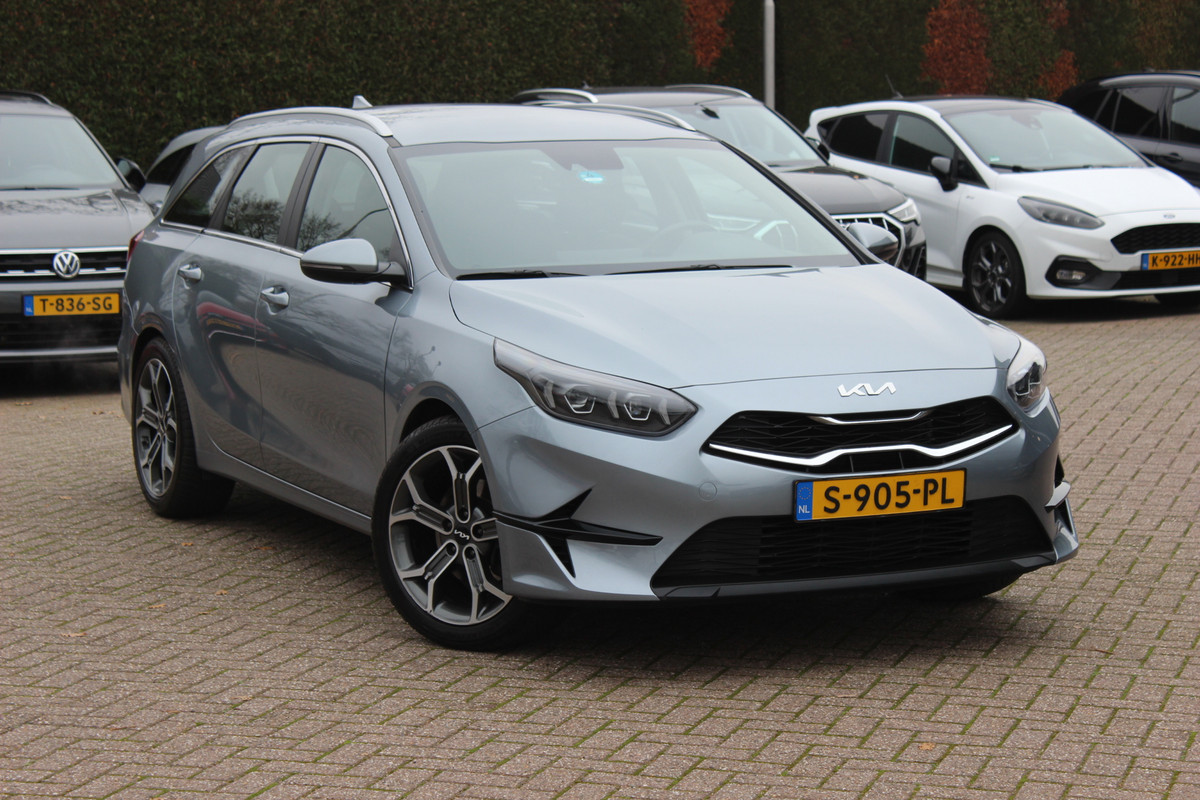 Kia Ceed Sportswagon 1.5 T-GDi DynamicLine / Trekhaak / Camera / Navigatie / 16'' / LED Koplampen / DAB / ACC