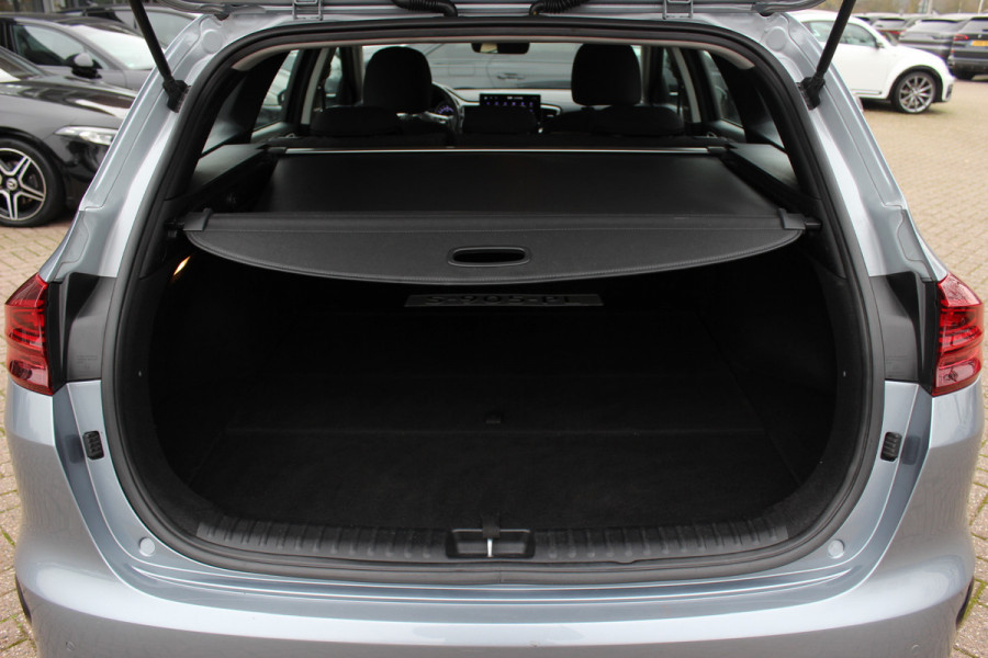 Kia Ceed Sportswagon 1.5 T-GDi DynamicLine / Trekhaak / Camera / Navigatie / 16'' / LED Koplampen / DAB / ACC