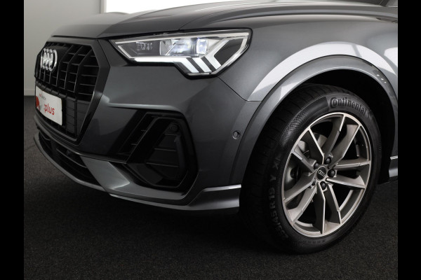 Audi Q3 35 TFSI S edition Competition 150pk| Verlengde garantie | Navigatie | Parkeercamera | 19 inch Lichtmetalen velgen | Apple Carplay/ Android Auto
