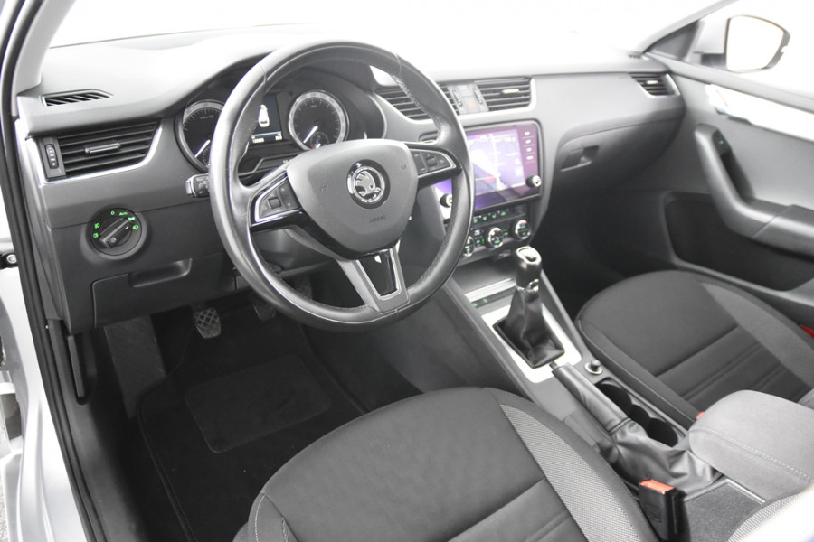 Škoda Octavia Combi 1.0 TSI Ambition Combi *1ste Eigenaar*Navigatie*DAB*Trekhaak*
