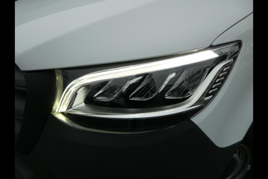 Mercedes-Benz Sprinter 317cdi 170pk L2H2 Airco, camera, Navi, Mbux 10, LED, Xenon, 3-Zits.