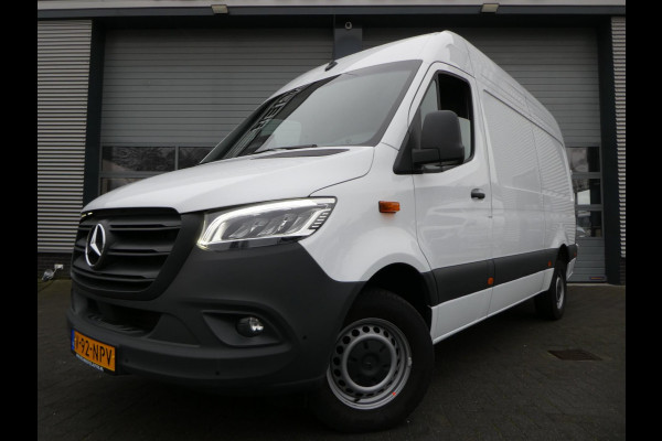 Mercedes-Benz Sprinter 317cdi 170pk L2H2 Airco, camera, Navi, Mbux 10, LED, Xenon, 3-Zits.
