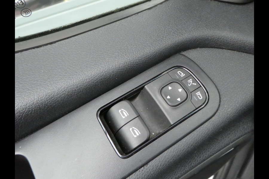Mercedes-Benz Sprinter 317cdi 170pk L2H2 Airco, camera, Navi, Mbux 10, LED, Xenon, 3-Zits.
