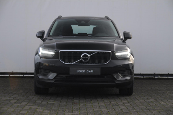 Volvo XC40 T3 163PK / Cruise control / Parkeersensoren met camera / Automatisch climate control / Bluetooth / Metallic lak / Lichtmetalen velgen