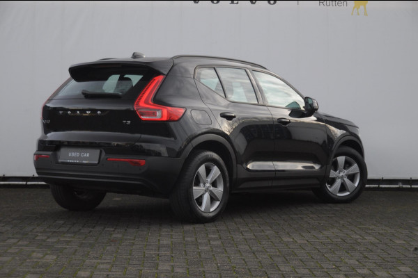 Volvo XC40 T3 163PK / Cruise control / Parkeersensoren met camera / Automatisch climate control / Bluetooth / Metallic lak / Lichtmetalen velgen