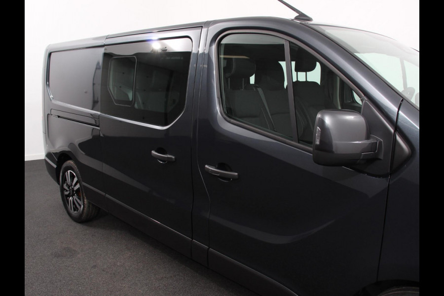 Renault Trafic 2.0 Blue dCi 150 Automaat L2H1 Adv. Dubbel Cabine Navigatie Airco Lichtmetalen velgen Betimmering Trekhaak Camera Parkeer sensoren Dab