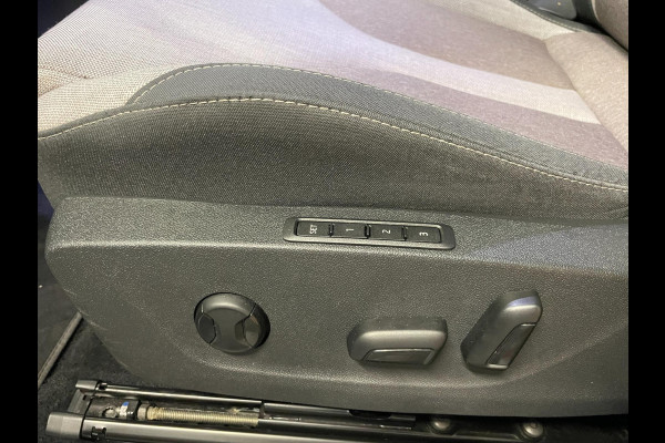 Škoda ENYAQ iV 60 First Edition|91% SOH|ELEK. INTERIEUR|STOEL- ,STUURVERW.|ACC|CARPLAY|CAMERA|NAVI|INCL. BTW|1e EIG.|NL- AUTO|