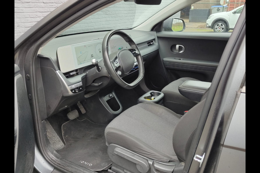 Hyundai IONIQ 5 Style 73kWh SOH 97% Warmtepomp Navi Ecc Camera Pdc DAB Adap.Cruise Apple Carplay Android Auto Privacy Glas Lmv 19" Led Lane Assist 1e Eigenaar Origineel Nederlandse Auto