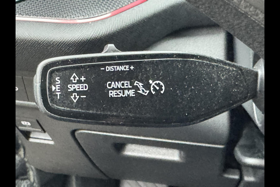 Škoda Kodiaq 1.5 TSI PHEV Business Edition Full LED Adaptive cruis Climate Stoel-Stuurverwarming Apple / Android Navi Camera