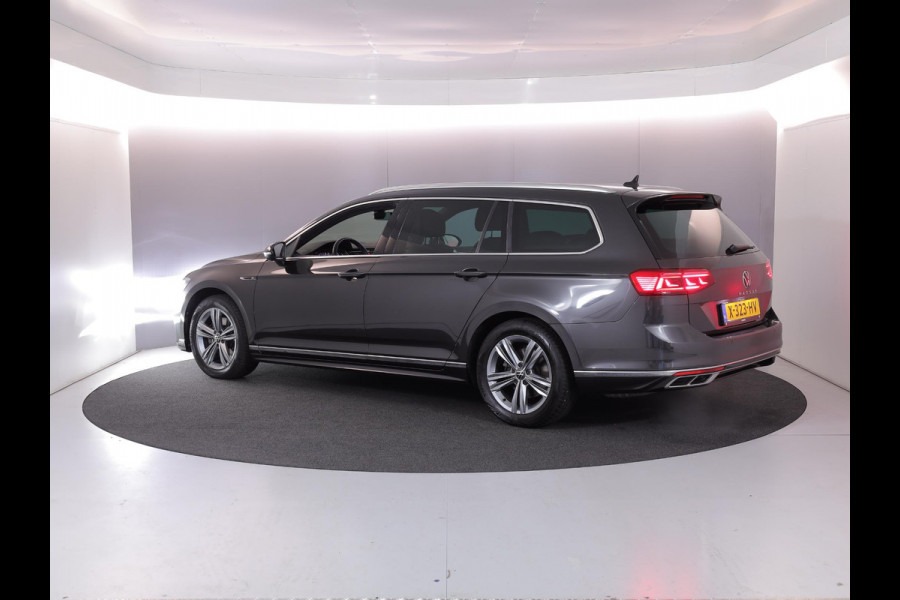 Volkswagen Passat Variant 1.5 TSI R-Line Business 150 pk Automaat (DSG) | Verlengde garantie | Navigatie | Parkeersensoren | Achteruitrijcamera | Stoelverwarming |