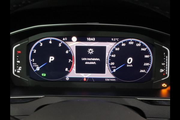 Volkswagen Passat Variant 1.5 TSI R-Line Business 150 pk Automaat (DSG) | Verlengde garantie | Navigatie | Parkeersensoren | Achteruitrijcamera | Stoelverwarming |