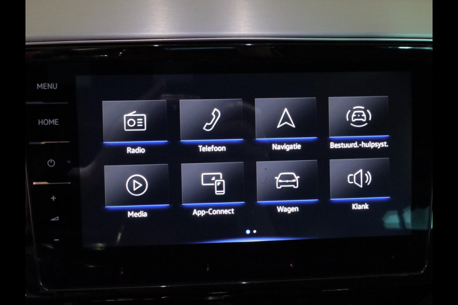 Volkswagen Passat Variant 1.5 TSI R-Line Business 150 pk Automaat (DSG) | Verlengde garantie | Navigatie | Parkeersensoren | Achteruitrijcamera | Stoelverwarming |