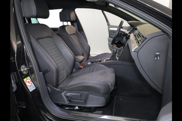 Volkswagen Passat Variant 1.5 TSI R-Line Business 150 pk Automaat (DSG) | Verlengde garantie | Navigatie | Parkeersensoren | Achteruitrijcamera | Stoelverwarming |