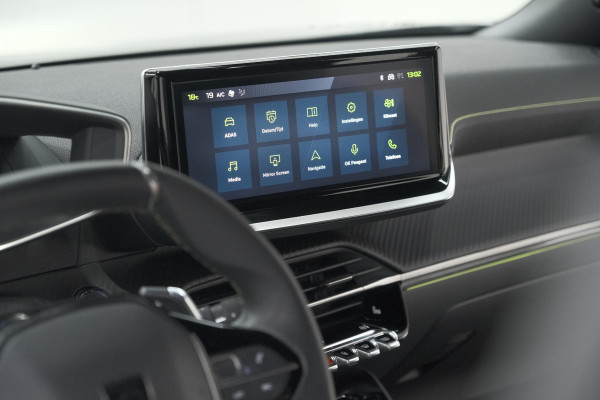 Peugeot 2008 PureTech 130 EAT8 GT | 360 Camera | Stoelmassage | Adaptieve Cruise Control | Dodehoekdetectie