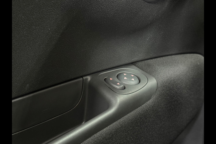 Fiat 500C 0.9 TwinAir Cabrio | Cruise Control | Bluetooth | Dealer onderhouden | Parkeersensoren | Climate Control