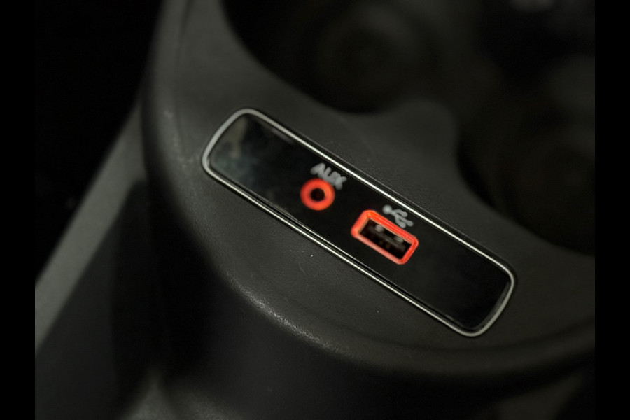 Fiat 500C 0.9 TwinAir Cabrio | Cruise Control | Bluetooth | Dealer onderhouden | Parkeersensoren | Climate Control