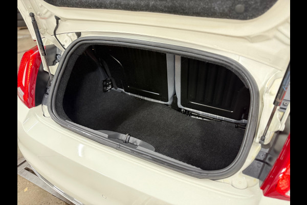 Fiat 500C 0.9 TwinAir Cabrio | Cruise Control | Bluetooth | Dealer onderhouden | Parkeersensoren | Climate Control