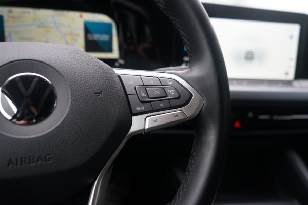 Volkswagen Golf VIII 1.0 TSI Active