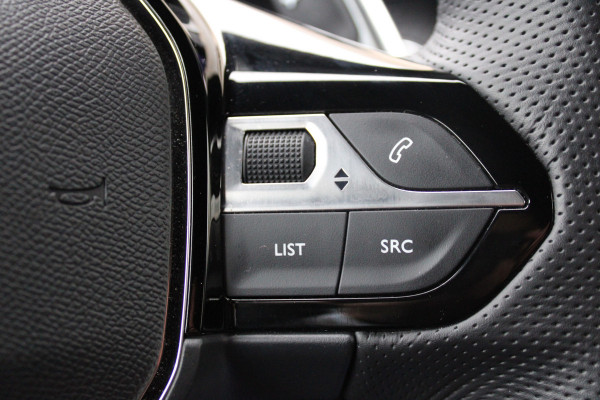 Peugeot 208 Hybrid e-DCS6 GT | Carplay | Led | Cruise | Keyless