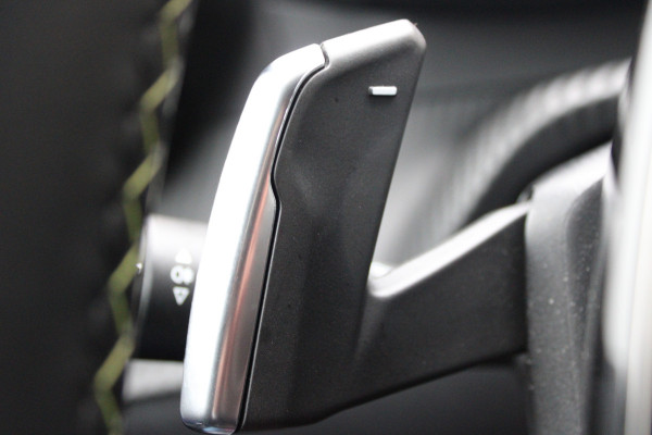 Peugeot 208 Hybrid e-DCS6 GT | Carplay | Led | Cruise | Keyless