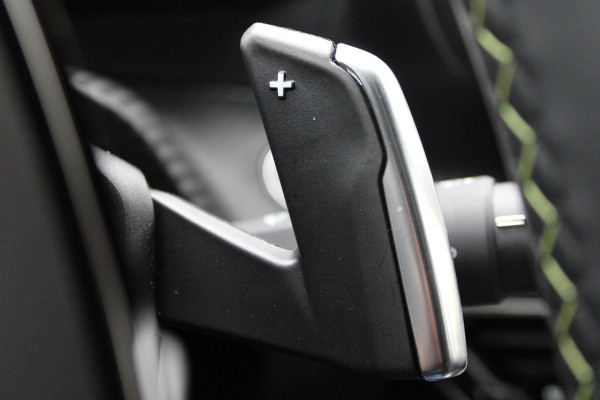 Peugeot 208 Hybrid e-DCS6 GT | Carplay | Led | Cruise | Keyless