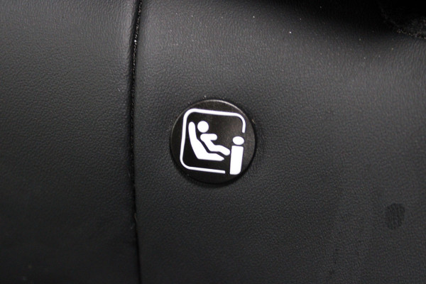 Peugeot 208 Hybrid e-DCS6 GT | Carplay | Led | Cruise | Keyless