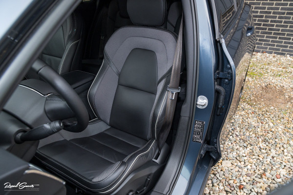 Volvo V60 2.0 B4 Plus Dark | Adaptieve cruise | Memory | Blis | Harman Kardon |