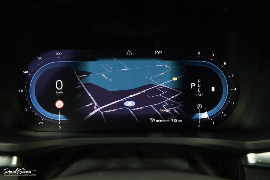 Volvo V60 2.0 B4 Plus Dark | Adaptieve cruise | Memory | Blis | Harman Kardon |