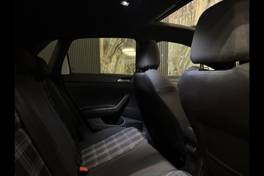 Volkswagen Polo 2.0 TSI GTI|PANO|KEYLESS|SFEER|BOMVOL