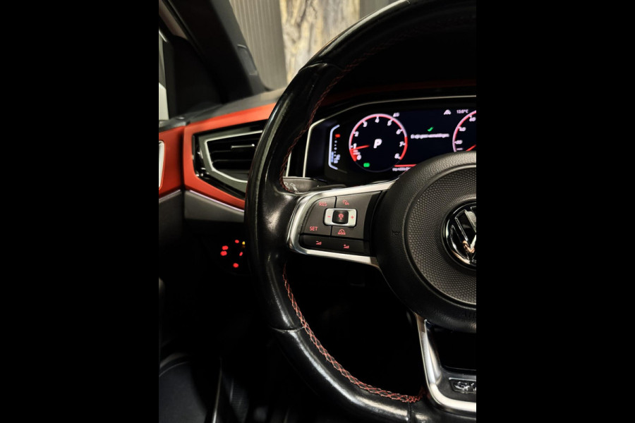 Volkswagen Polo 2.0 TSI GTI|PANO|KEYLESS|SFEER|BOMVOL