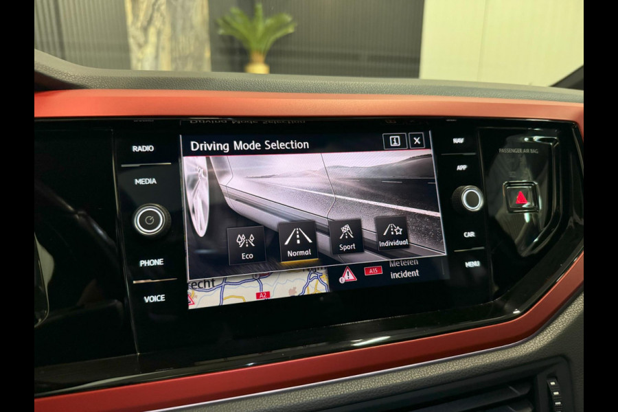 Volkswagen Polo 2.0 TSI GTI|PANO|KEYLESS|SFEER|BOMVOL