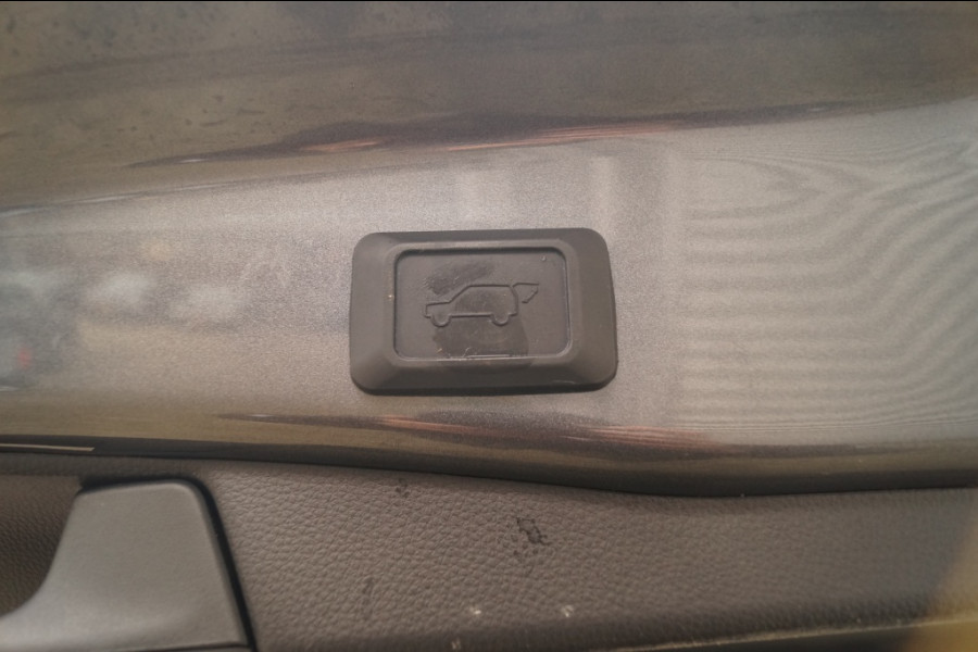 Toyota RAV4 2.0 VVT-iE 176pk Business Plus -LEER-NAVI-