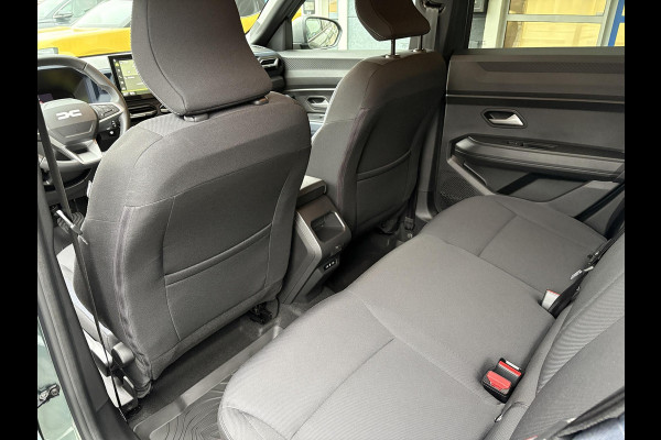 Dacia Duster 1.6 Hybrid Journey 140pk | Achteruitrijcamera | Climate Control | Apple Carplay & Android Auto | LED Verlichting |