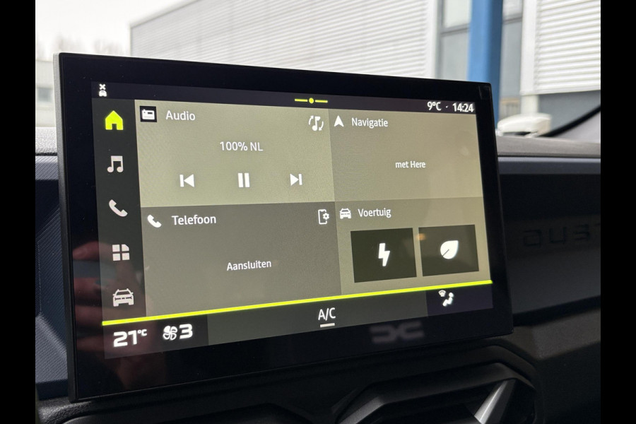 Dacia Duster 1.6 Hybrid Journey 140pk | Achteruitrijcamera | Climate Control | Apple Carplay & Android Auto | LED Verlichting |