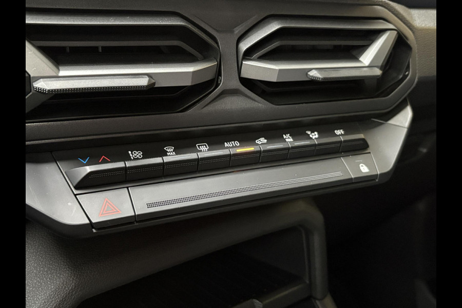 Dacia Duster 1.6 Hybrid Journey 140pk | Achteruitrijcamera | Climate Control | Apple Carplay & Android Auto | LED Verlichting |