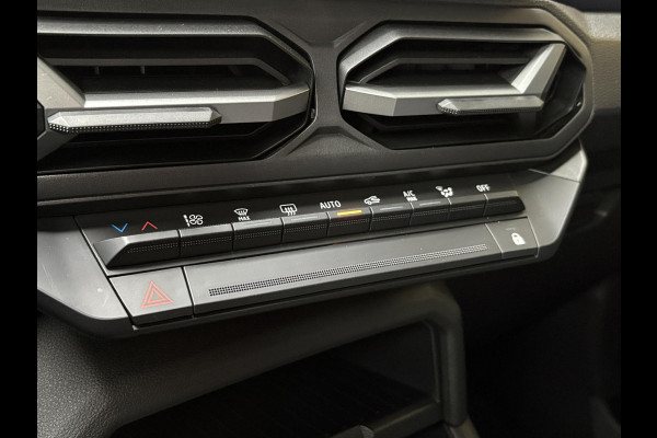 Dacia Duster 1.6 Hybrid Journey 140pk | Achteruitrijcamera | Climate Control | Apple Carplay & Android Auto | LED Verlichting |