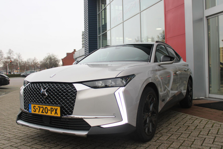 DS DS 4 1.2 130PK AUTOMAAT TROCADERO | HEAD UP DISPLAY | DODEHOEK DETECTIE | NAVIGATIE | DRAADLOZE APPLE CARPLAY/ANDROID AUTO | LED KOPLAMPEN | ACHTERUITRIJ CAMERA | 19" LICHTMETALEN VELGEN BLACK | ADAPTIVE CRUISE CONTROL | KEYLESS ENTRY/START |