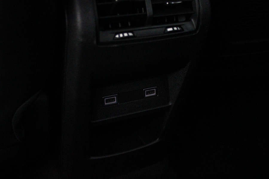 DS DS 4 1.2 130PK AUTOMAAT TROCADERO | HEAD UP DISPLAY | DODEHOEK DETECTIE | NAVIGATIE | DRAADLOZE APPLE CARPLAY/ANDROID AUTO | LED KOPLAMPEN | ACHTERUITRIJ CAMERA | 19" LICHTMETALEN VELGEN BLACK | ADAPTIVE CRUISE CONTROL | KEYLESS ENTRY/START |