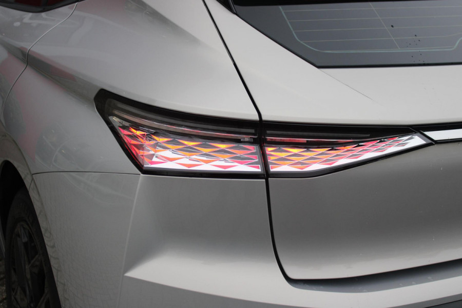 DS DS 4 1.2 130PK AUTOMAAT TROCADERO | HEAD UP DISPLAY | DODEHOEK DETECTIE | NAVIGATIE | DRAADLOZE APPLE CARPLAY/ANDROID AUTO | LED KOPLAMPEN | ACHTERUITRIJ CAMERA | 19" LICHTMETALEN VELGEN BLACK | ADAPTIVE CRUISE CONTROL | KEYLESS ENTRY/START |