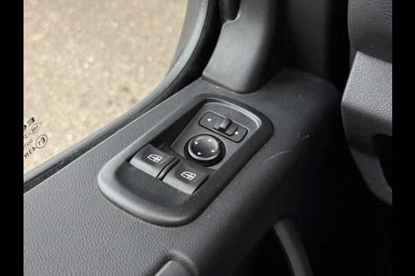 Renault Master T35 2.3 dCi 180PK L2H2 Work Edition | NL-auto | Carplay | Navi | Camera | Trekhaak