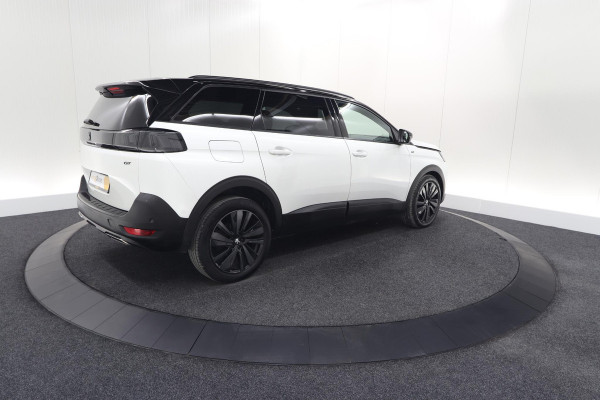 Peugeot 5008 PureTech 130 EAT8 GT Black Pack | Trekhaak | Panoramadak | 360 Camera | FOCAL® | Adaptieve Cruise Control